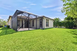 9871 Lakeview Ln, Parkland, FL 33076 - Photo 11