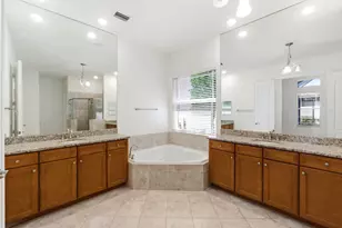 9871 Lakeview Ln, Parkland, FL 33076 - Photo 31