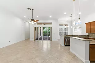 9871 Lakeview Ln, Parkland, FL 33076 - Photo 9