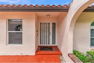 895 NW 110th Lane, Coral Springs, FL 33071 - Photo 7