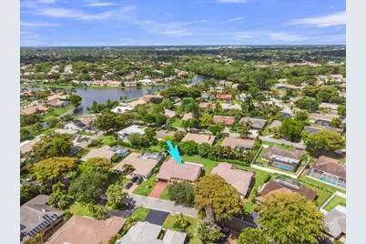 895 NW 110th Lane, Coral Springs, FL 33071 - Photo 3