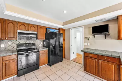 2810 Sand Pines Court, Lake Worth, FL 33462 - Photo 11