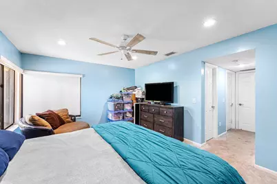 2810 Sand Pines Court, Lake Worth, FL 33462 - Photo 13