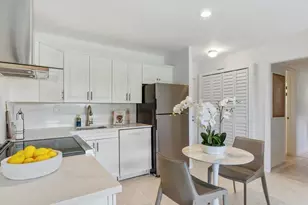 551 Greensward Ln, Delray Beach, FL 33445 - Photo 9