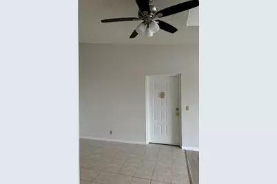 207 Foxtail Drive #E3, Greenacres, FL 33415 - Photo 5