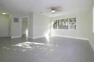 1126 NE 16th Pl, Fort Lauderdale, FL 33305 - Photo 3