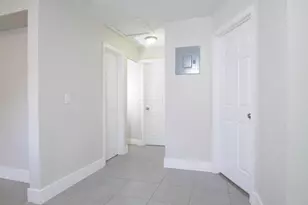 1126 NE 16th Pl, Fort Lauderdale, FL 33305 - Photo 5