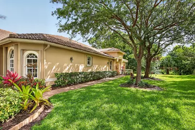 9500 Crooked Stick Lane, Port Saint Lucie, FL 34986 - Photo 5