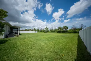7647 NW Old Grove Ln, Port Saint Lucie, FL 34987 - Photo 5