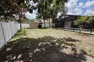 175 SW Oakridge Dr, Port Saint Lucie, FL 34984 - Photo 23