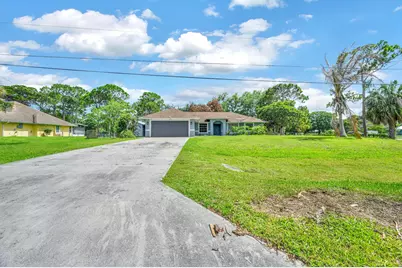 601 Howard Street, Fort Pierce, FL 34982 - Photo 1