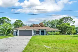 601 Howard St, Fort Pierce, FL 34982 - Photo 1