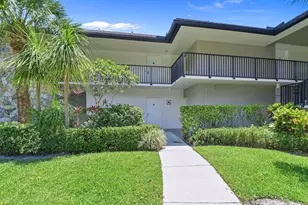 401 Greensward Ln, Delray Beach, FL 33445 - Photo 15