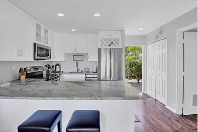 401 Greensward Lane #102-a, Delray Beach, FL 33445 - Photo 9