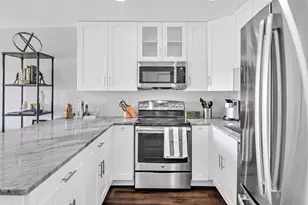 401 Greensward Ln, Delray Beach, FL 33445 - Photo 7