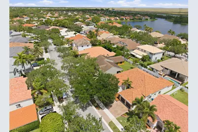 832 Heritage Drive, Weston, FL 33326 - Photo 53