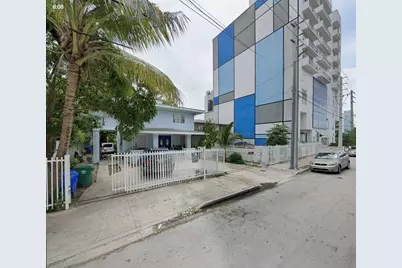 652 NW 1st Street, Miami, FL 33128 - Photo 1