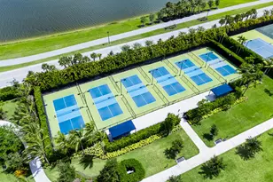10562 Northbrook Cir, Palm Beach Gardens, FL 33412 - Photo 51