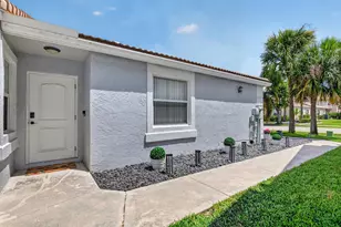 1489 NW 153rd Ave, Pembroke Pines, FL 33028 - Photo 5