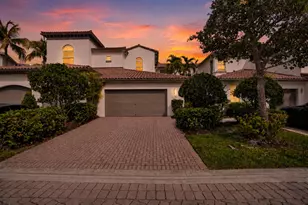 824 Spinnaker Dr E, Hollywood, FL 33019 - Photo 1