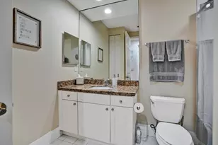 824 Spinnaker Dr E, Hollywood, FL 33019 - Photo 47