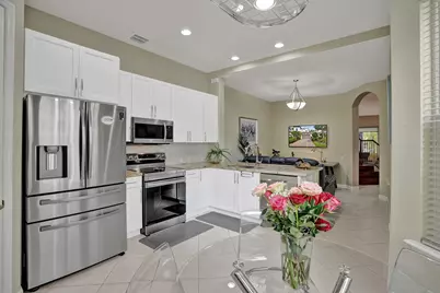 824 Spinnaker Drive E, Hollywood, FL 33019 - Photo 23