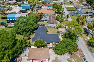 4453 Stevens Rd, Lake Worth Beach, FL 33461 - Photo 9