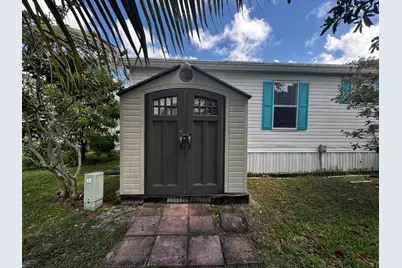 4081 4th Court, Lantana, FL 33462 - Photo 13