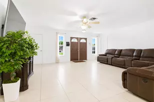 10691 NW 26th Pl, Sunrise, FL 33322 - Photo 5