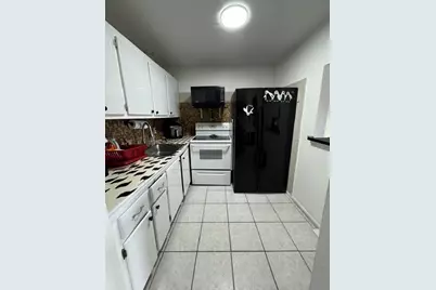 104 Hastings G, West Palm Beach, FL 33417 - Photo 7