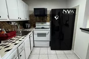104 Hastings G, West Palm Beach, FL 33417 - Photo 7