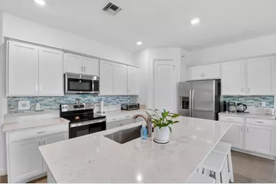 6026 Henderson Way, West Palm Beach, FL 33415 - Photo 1