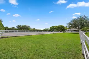 14466 Laurel Trail, Wellington, FL 33414 - Photo 35
