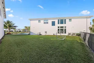 8116 Laurel Falls Dr, Boca Raton, FL 33496 - Photo 51
