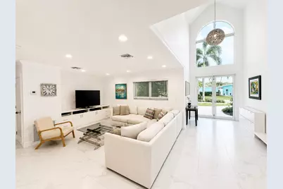 301 NW 26th Court, Wilton Manors, FL 33311 - Photo 5