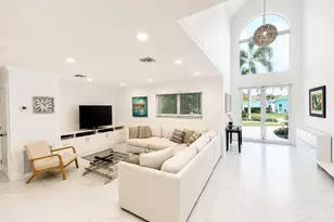301 NW 26th Ct, Wilton Manors, FL 33311 - Photo 5