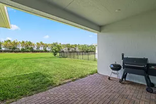 660 Hookline Cir, Loxahatchee, FL 33470 - Photo 37