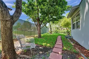 2422 Sherman St, Hollywood, FL 33020 - Photo 27