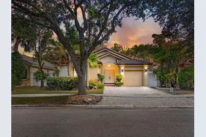 181 SW 203rd Avenue, Pembroke Pines, FL 33029 - Photo 1