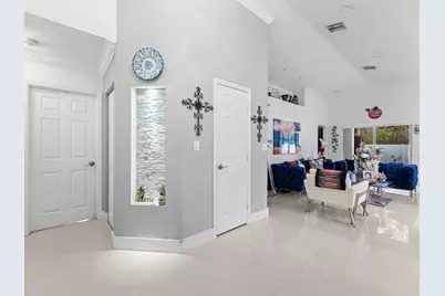 181 SW 203rd Avenue, Pembroke Pines, FL 33029 - Photo 11