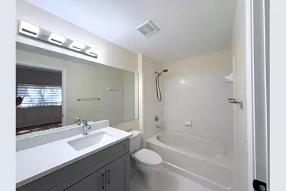 340 Crestwood Circle #302, Royal Palm Beach, FL 33411 - Photo 13