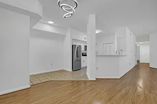 340 Crestwood Cir, Royal Palm Beach, FL 33411 - Photo 5