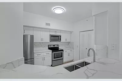340 Crestwood Circle #302, Royal Palm Beach, FL 33411 - Photo 9