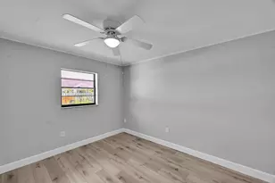 794 SE Albatross Ave, Port Saint Lucie, FL 34983 - Photo 13
