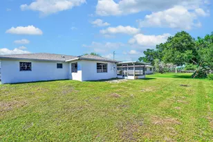 794 SE Albatross Ave, Port Saint Lucie, FL 34983 - Photo 27