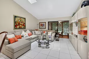 10015 Hickorywood Pl, Boynton Beach, FL 33437 - Photo 5