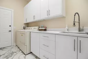 7756 SE Bay Cedar Cir, Hobe Sound, FL 33455 - Photo 23