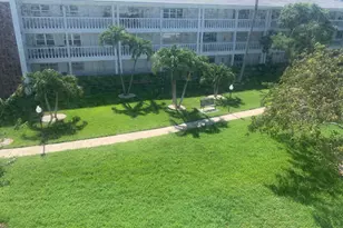 2453 NE 51st St, Fort Lauderdale, FL 33308 - Photo 17