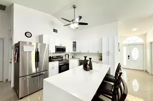 10189 Balsa Way, Palm Beach Gardens, FL 33410 - Photo 13