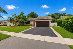 9510 Affirmed Ln, Boca Raton, FL 33496 - Photo 3